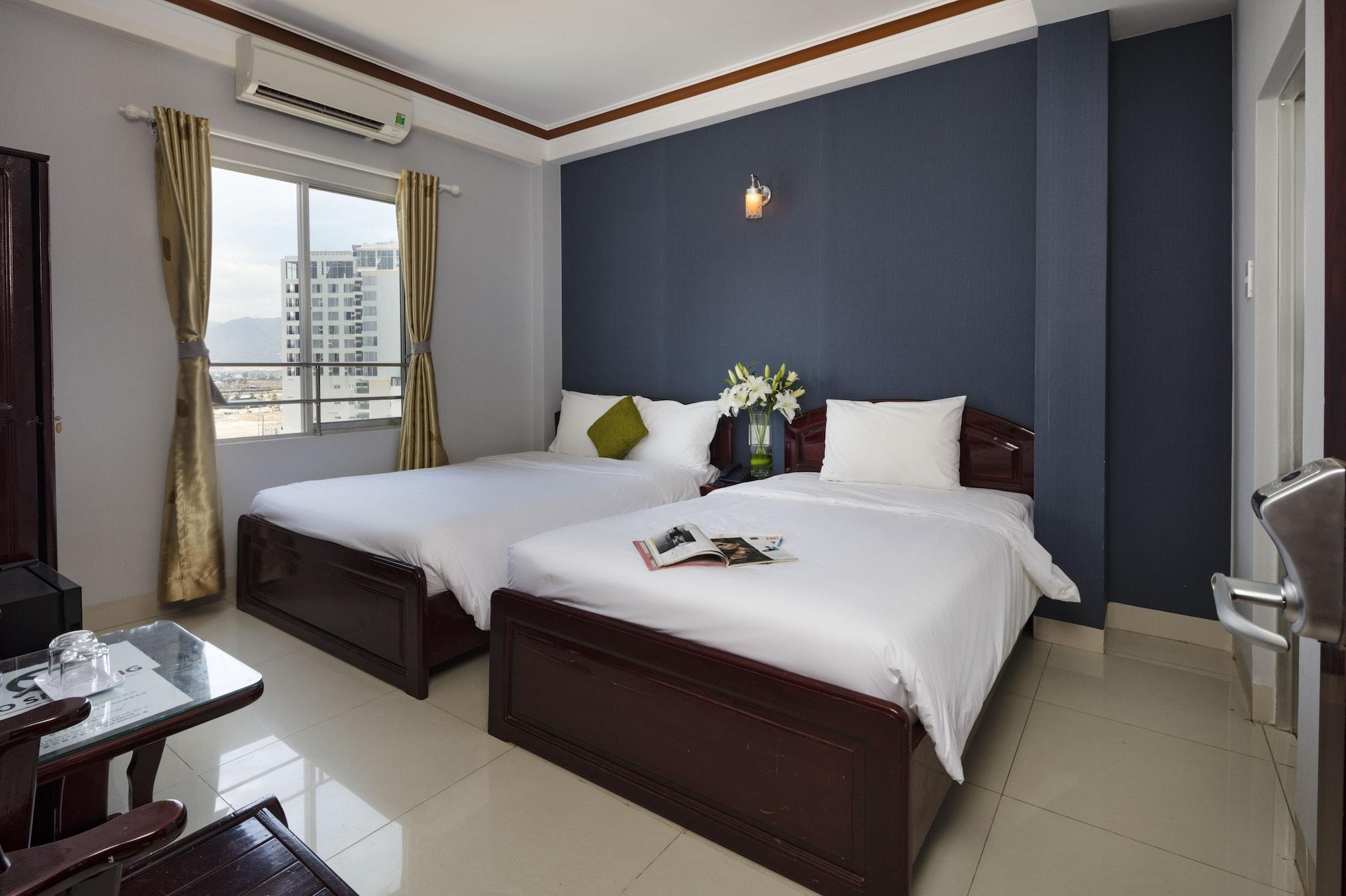 Oressund Hotel Nha Trang Kültér fotó